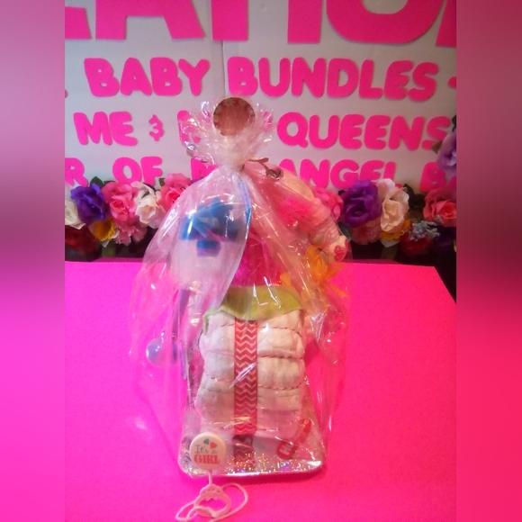 ((SOLD)) #150👉🏼MOTORCYCLE DIAPER CAKE ("FOR A BABY GIRL") - Picture 6 of 10